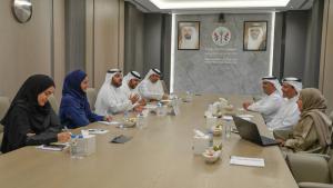 خلال الاجتماع