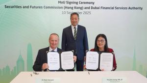 خلال توقيع المذكرة