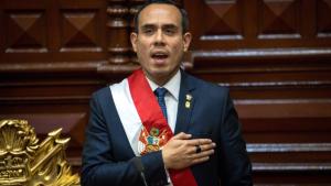 خوسيه خيري رئيساً جديداً للبيرو بعد عزل دينا بولوارتي