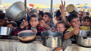 أطفال غزة يعانون من الجوع