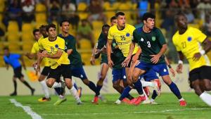 من مباراة الطلبة والنفط