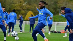 المدافع الإيطالي في تمرينات توتنهام