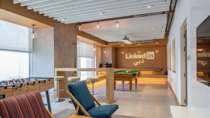 لينكدإن دبي