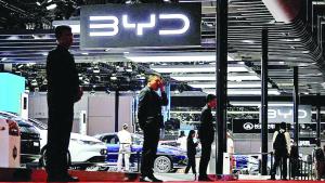 خلال مشاركة «بي واي دي» في أحد المعارض