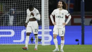 كوكوريللا وكايسيدو بعد الهزيمة على يد سان جيرمان