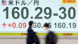 الين الياباني يختبر مستويات 160 أمام الدولار مجدداً