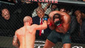 ترامب ودانا وايت يتابعان النزال