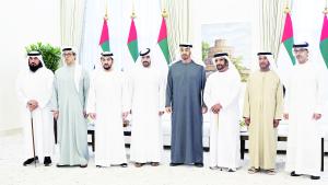 محمد بن زايد ومنصور بن زايد وحمدان بن زايد وهزاع بن زايد وسيف بن محمد وسرور بن محمد ومحمد بن حمدان والعريس زايد بن طحنون بن محمد