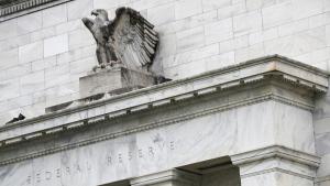 واجهة مبنى الاحتياطي الفيدرالي الأمريكي