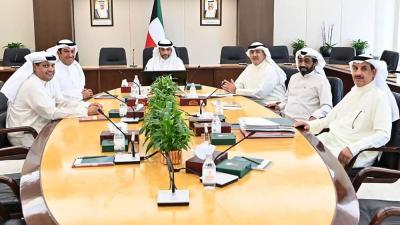 الغانم خلال ترؤسه اجتماع مكتب مجلس الأمة 2020 بعد قرار المحكمة ببطلان حله (أ ف ب)