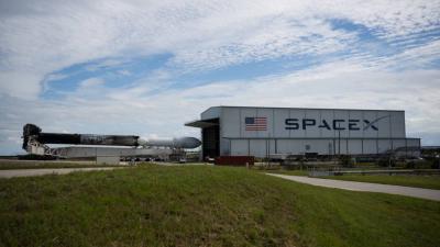 شركة سبيس إكس المملوكة للملياردير إيلون ماسك