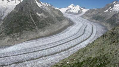 تغير المناخ يفقد 65% في حجم جليد الألب