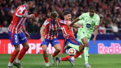 برشلونة خلال مباراته مع أتلتيكة