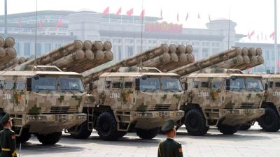 عرض عسكري تاريخي للصين يلفت أنظار العالم