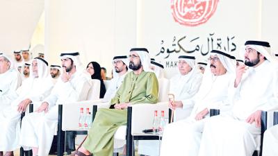 محمد بن راشد وحمدان بن محمد وأحمد بن محمد والنابودة وكبار الحضور