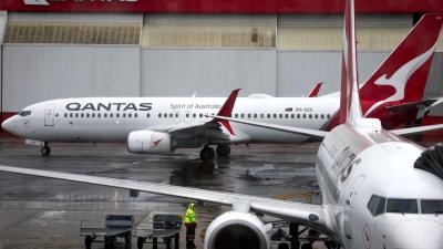 طائرة كوانتاس تمر في مطار سيدني (أرشيفية)