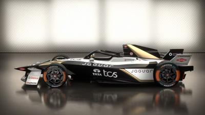 فريق جاكوار تألق في سباق جدة