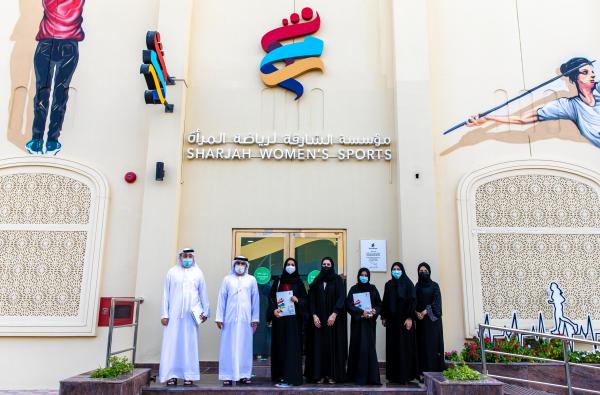 وفد المجلس الاستشاري يجتمع مع مؤسسة الشارقة لرياضة المرأة