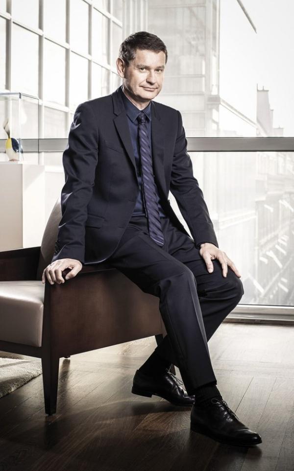 سيريل فينيرون