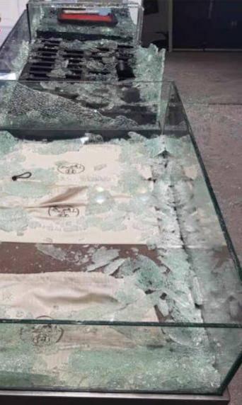 آثار السطو