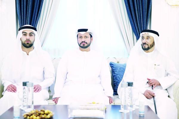 فيصل بن سلطان يتقبل التعازي من سيف الزري
