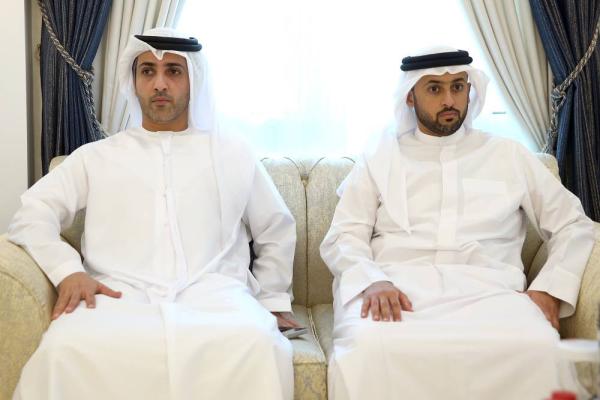 محمد بن حميد خلال تقديم واجب العزاء