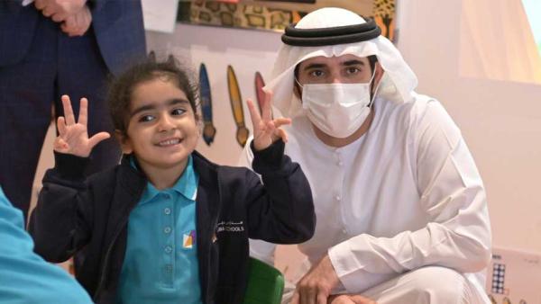حمدان بن محمد بن راشد آل مكتوم خلال زيارته مشروع مدارس دبي حمدان بن محمد بن راشد آل مكتوم خلال زيارته مشروع مدارس دبي
