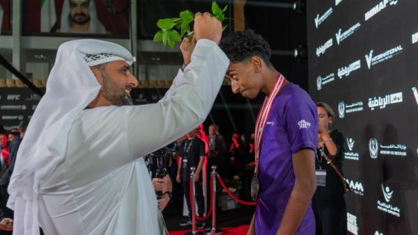 خلال تتويج البطل الفضي عبدالله الدرمكي