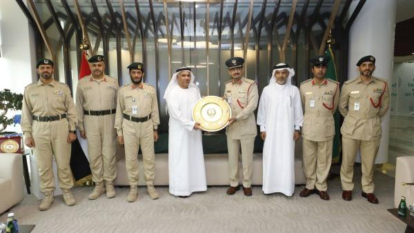 شرطة دبي تحصل على درع التفوق الرياضي العام لموسم 2021-2022