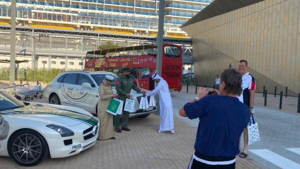 الشرطة السياحية تستقبل 5186 سائح على متن الباخرة عايدة في ميناء دبي هاربور