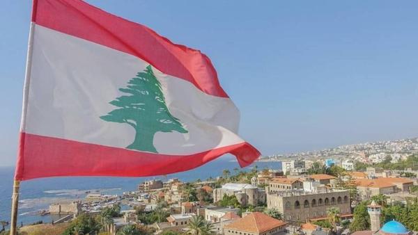 علم لبنان