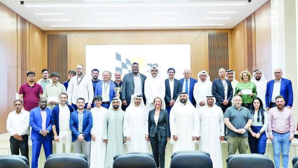 سعود المعلا وتريم وكبار الحضور مع الفائزين