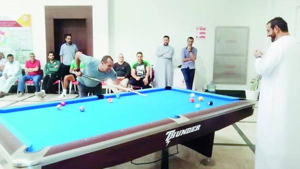 ضربة البداية بلعبة البلياردو