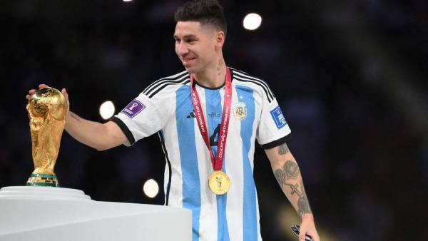 مونتييل مع كأس العالم في مونديال قطر