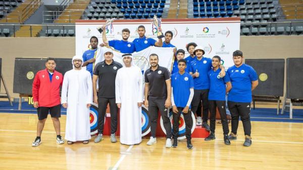 خلال تتويج الفائزين