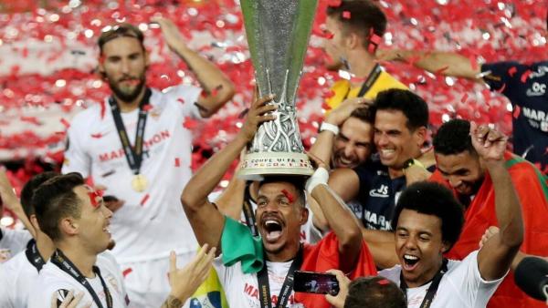 بعد لقب يوروبا ليغ.. إشبيلية يمدد لمدربه مينيدلبار حتى 2024