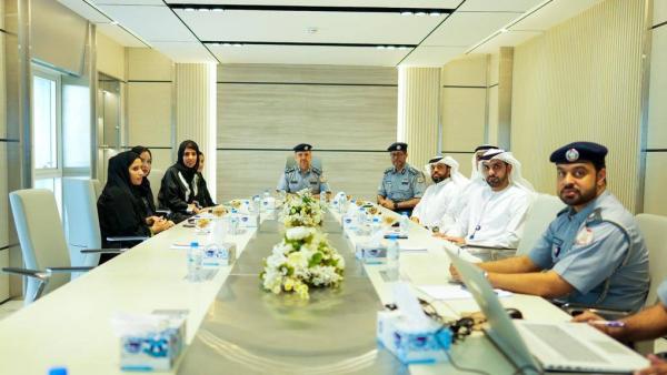 «التعليم والمعرفة» تطلع على ممارسات شرطة أبوظبي في الإشراف الأكاديمي