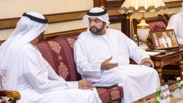 محمد الشرقي يستقبل وزير الثقافة والشباب ويطلّع على مشاريع الوزارة.