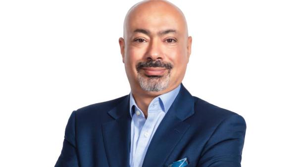 حاتم دويدار