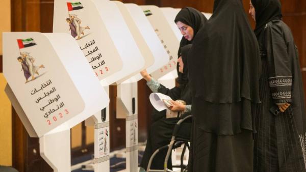 التصويت في انتخابات المجلس الوطني الاتحادي لجنة دبي / محمد شعلان