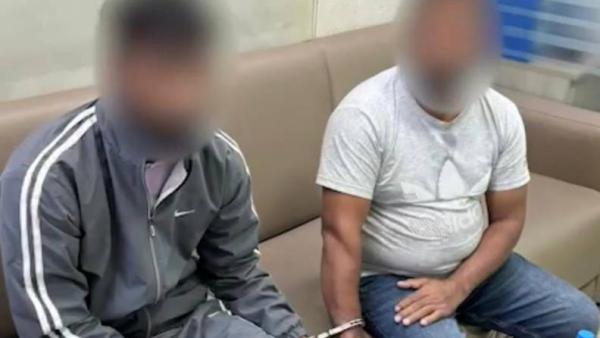 جمارك الشارقة تحبط محاولة تهريب متسللين اثنين إلى الدولة بطريقة غير مشروعة