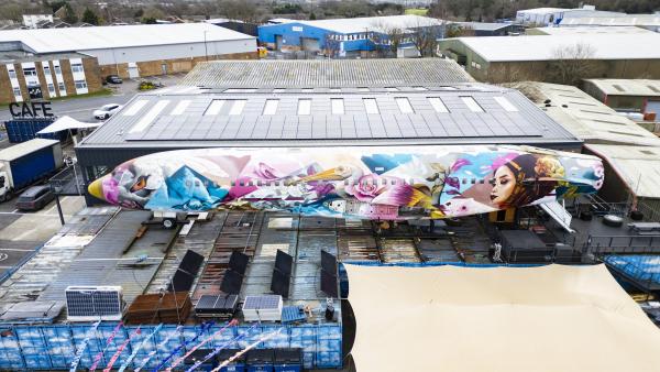 طائرة بابلو إسكوبار منزل فاخر