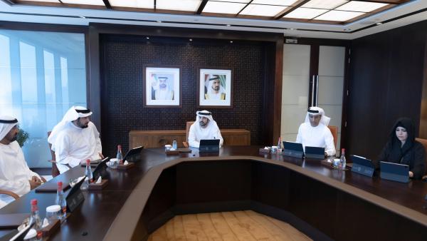 حمدان بن محمد يعتمد مبادرة «القنوات الرقمية المشتركة» لتقديم خدمات دبي في منصات موحدة