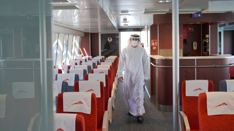 حمدان بن محمد يتفقّد سير العمل في مشروع محور الشندغة