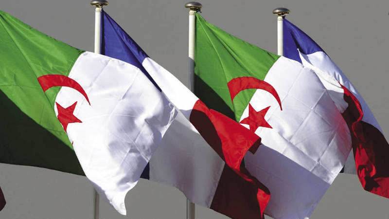 Ø§Ù„Ø¬Ø²Ø§Ø¦Ø± ØªÙ‡Ø¯Ø¯ Ø¨Ø§Ù„ØªØ­ÙƒÙŠÙ… Ø§Ù„Ø¯ÙˆÙ„ÙŠ Ù„Ø§Ø³ØªØ±Ø¬Ø§Ø¹ Ø°Ø§ÙƒØ±ØªÙ‡Ø§ Ù…Ù† ÙØ±Ù†Ø³Ø§ ØµØ­ÙŠÙØ© Ø§Ù„Ø®Ù„ÙŠØ¬