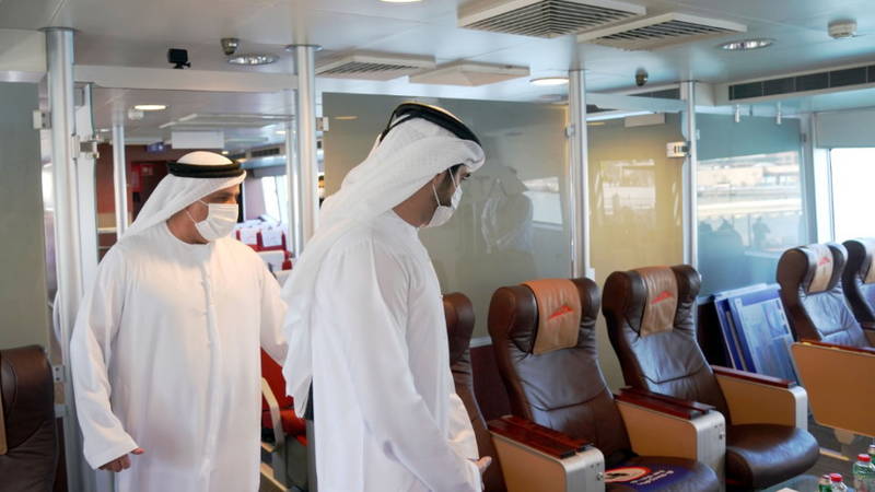 حمدان بن محمد يتفقّد سير العمل في مشروع محور الشندغة