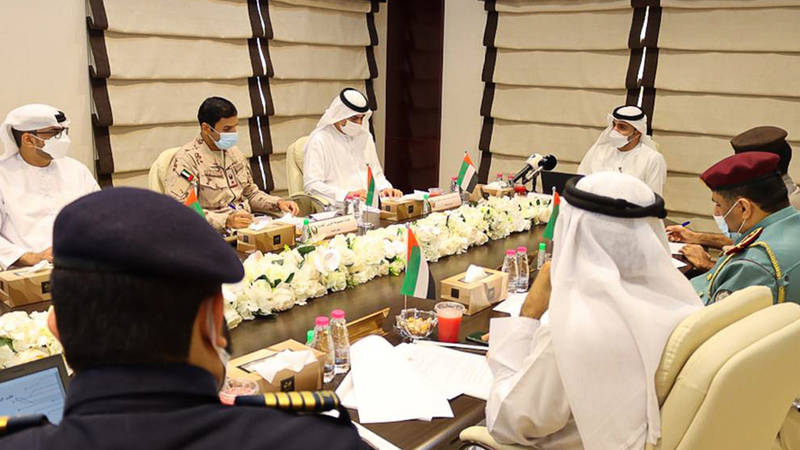 اجتماع اللجنة التنظيمية للمنافذ والنقاط الحدودية بإمارة الشارقة 