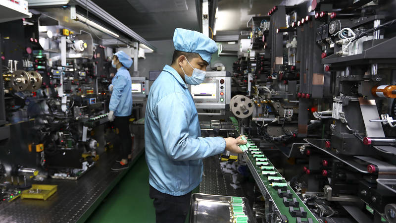 تحسن النشاط الصناعي الصيني بأسرع وتيرة منذ ثلاث سنوات