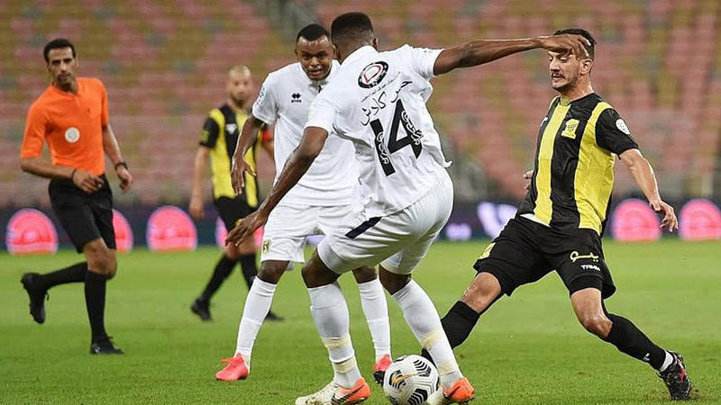 مدرب اتحاد جدة يلوم اللاعبين على التعادل مع التعاون رياضة عربي