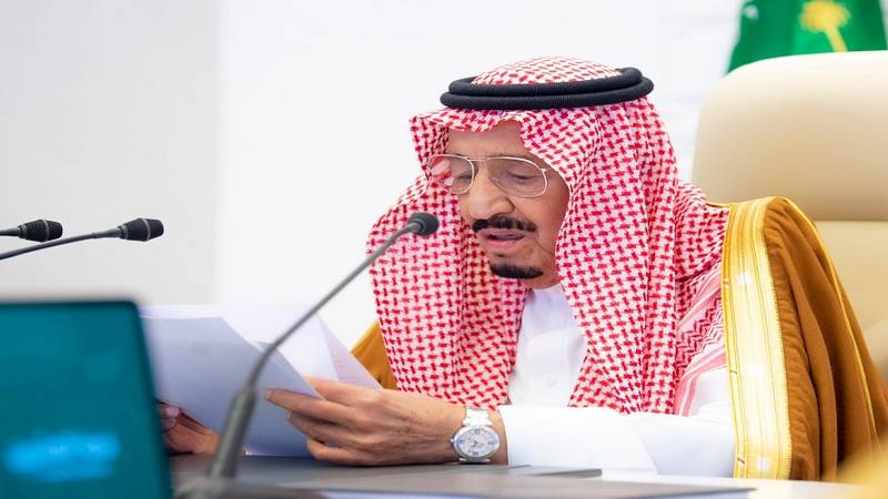 Ø§Ù„Ù…Ù„Ùƒ Ø³Ù„Ù…Ø§Ù† Ù†Ø¹Ù…Ù„ Ø¹Ù„Ù‰ ØªØ·ÙˆÙŠØ± Ø£Ø¶Ø®Ù… Ù…Ù†Ø´Ø£Ø© Ù„Ù„Ù‡ÙŠØ¯Ø±ÙˆØ¬ÙŠÙ† Ø§Ù„Ø£Ø®Ø¶Ø± ÙÙŠ Ù†ÙŠÙˆÙ… ØµØ­ÙŠÙØ© Ø§Ù„Ø®Ù„ÙŠØ¬